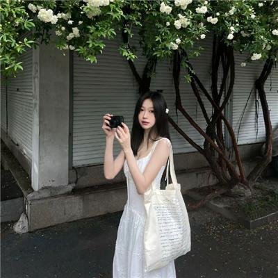 编织的女孩